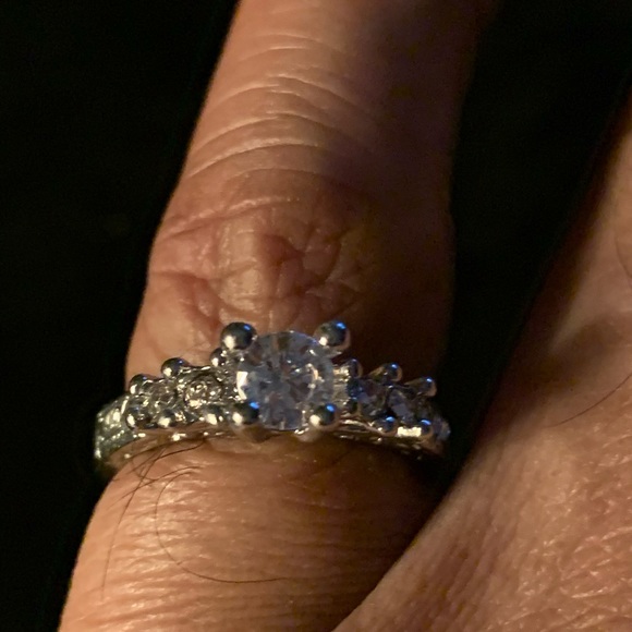 Engagement Ring - Picture 3 of 6